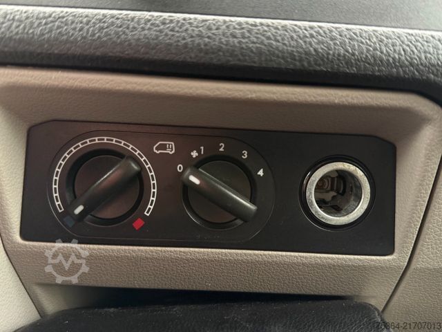 Minibusz VOLKSWAGEN T6 Kombi 2.0 Tdi Lang L2 Klima 9Sitze Schiebetür