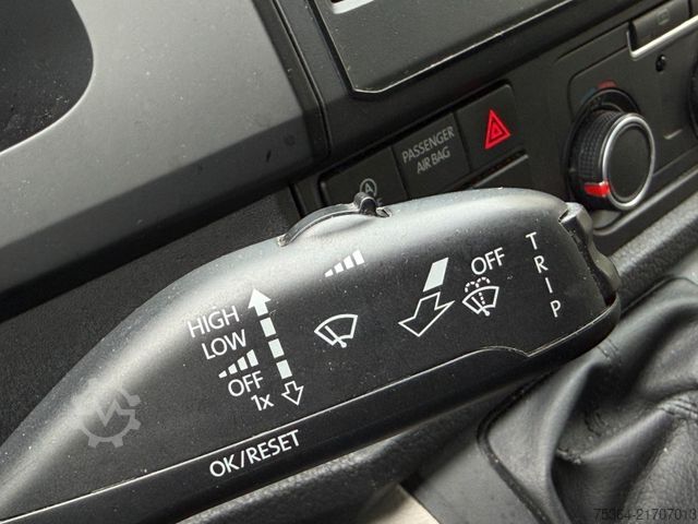 Minibusz VOLKSWAGEN T6 Kombi 2.0 Tdi Lang L2 Klima 9Sitze Schiebetür