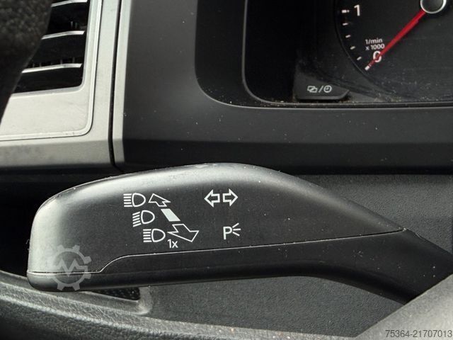 Minibusz VOLKSWAGEN T6 Kombi 2.0 Tdi Lang L2 Klima 9Sitze Schiebetür