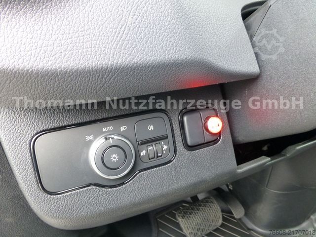 Hűtőfelépítményes furgon MERCEDES-BENZ Sprinter 317 CDI Kühlkoffer mit LBW Xarios 300GH