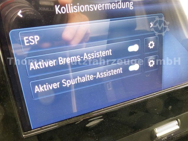 Hűtőfelépítményes furgon MERCEDES-BENZ Sprinter 317 CDI Kühlkoffer mit LBW Xarios 300GH