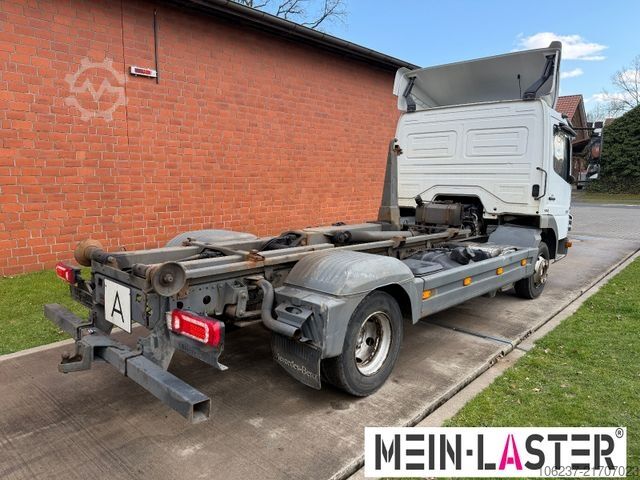 Kiepwagen bestelauto MERCEDES-BENZ Atego 818 Abroller City Container
