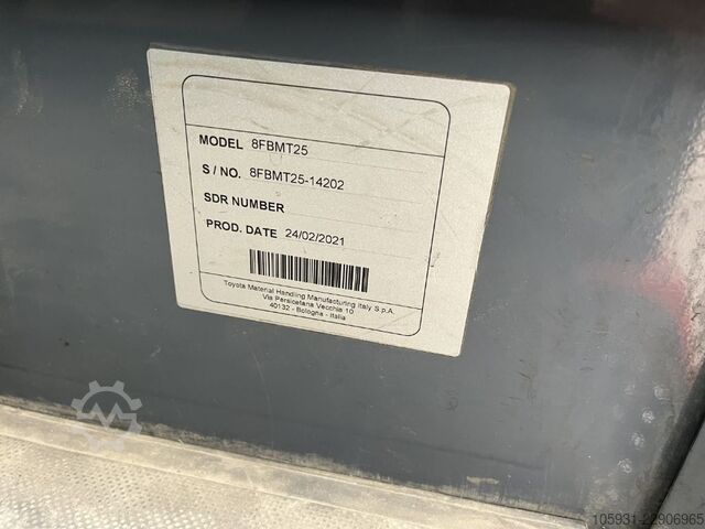 Elektro 4 Rad-Stapler Toyota 8FBMT25