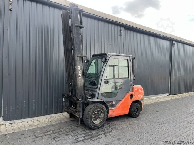 Dieselstapler Toyota 8FDJF35