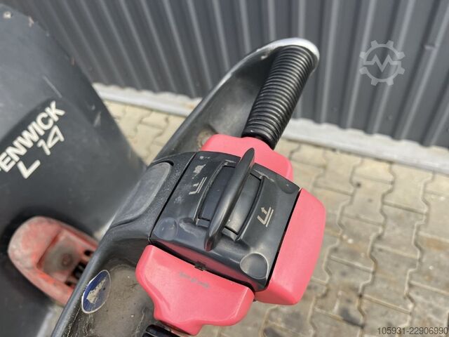 Deichselstapler Linde L14