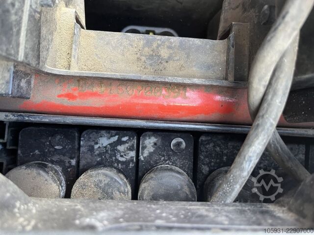 Deichselstapler Linde D08