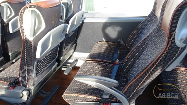 Motor coach MERCEDES-BENZ Tourismo, 52 Sitze, Euro 5