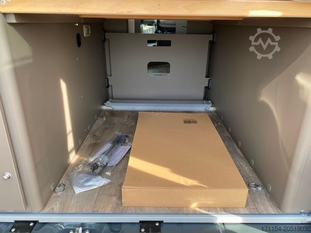 Campervan LMC INNOVAN 600 ,ASD, Aufstelldach,26 Modell,