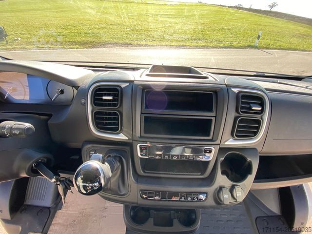 Campervan VANTOURER Van 600 L , mit Aufstelldach,Längsbetten,Automat