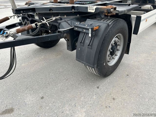 Remolque con chasis intercambiable KRONE 2 Achswechselfahrgestell, Typ: AZW 18 eL3B9