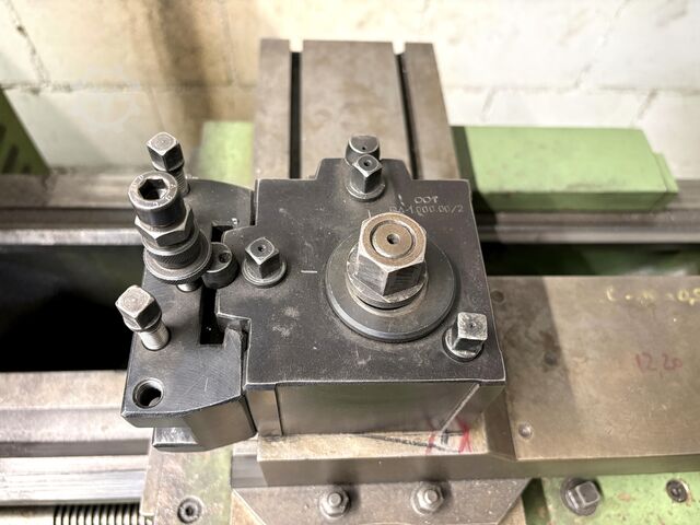 Torno de centro y torno de husillo de avance PRVOMAJSKA TNP 380