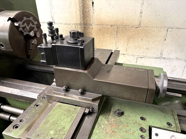 Torno de centro y torno de husillo de avance PRVOMAJSKA TNP 380