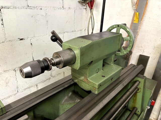 Torno de centro y torno de husillo de avance PRVOMAJSKA TNP 380