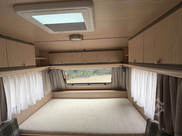 Caravan DETHLEFFS New Line RT 2 A Wohnwagen Festbett Fahrradträger