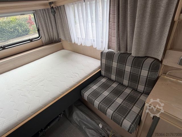 Caravan DETHLEFFS New Line RT 2 A Wohnwagen Festbett Fahrradträger