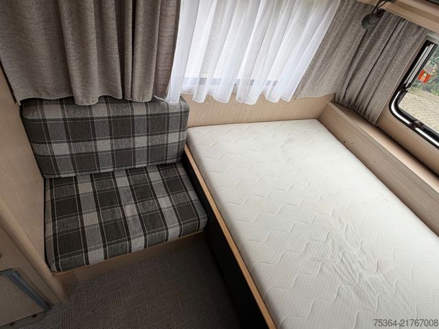 Caravan DETHLEFFS New Line RT 2 A Wohnwagen Festbett Fahrradträger