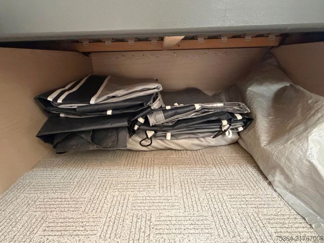 Caravan DETHLEFFS New Line RT 2 A Wohnwagen Festbett Fahrradträger