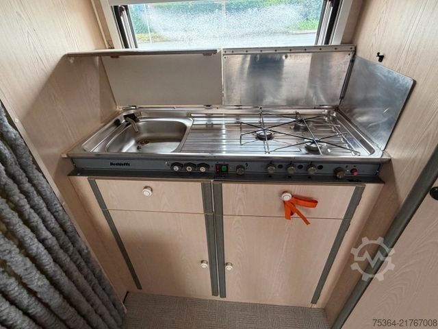 Caravan DETHLEFFS New Line RT 2 A Wohnwagen Festbett Fahrradträger