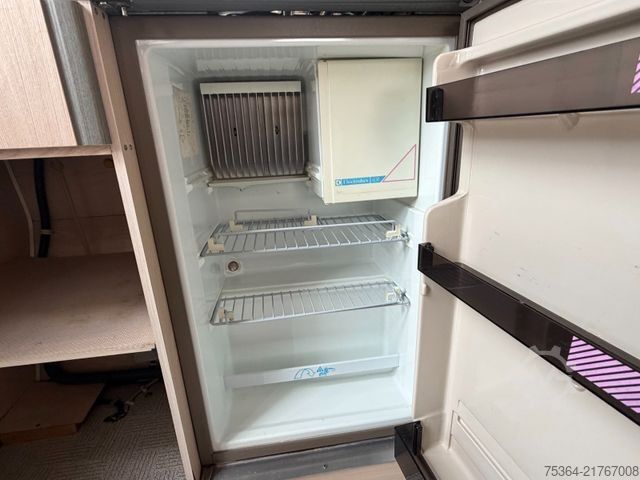 Caravan DETHLEFFS New Line RT 2 A Wohnwagen Festbett Fahrradträger