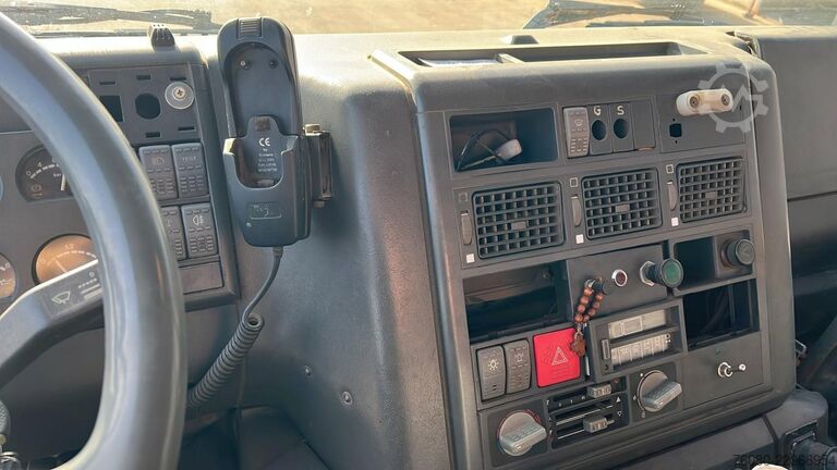 Tipper 3 côtés Iveco Eurotrakker 190 E 30 (4X4 / LAMES / GRAND PONT ...