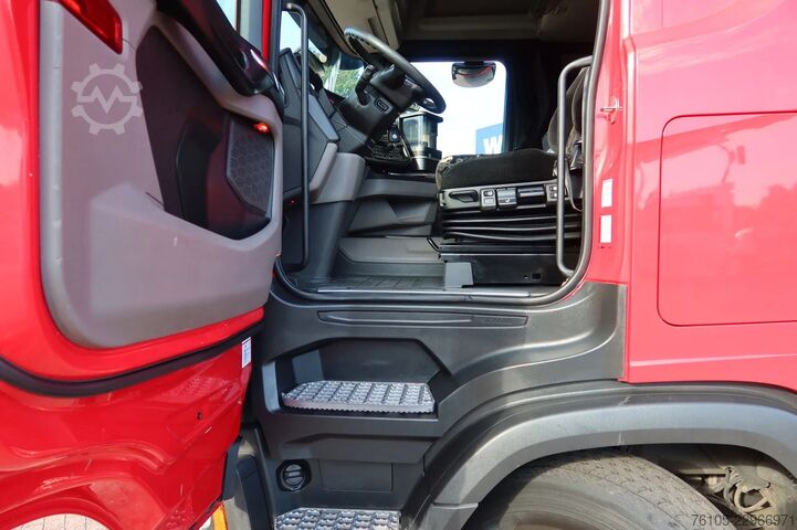 Camion-grue Scania R500 NGS 4x2 Trekker met kraan HMF 1920