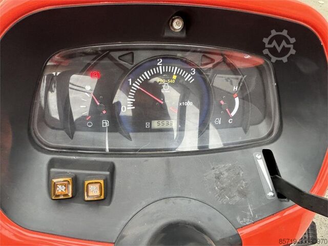 Tractor compact Kubota L1-382 (7325)