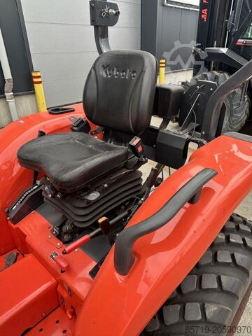 Tractor compact Kubota L1-382 (7325)