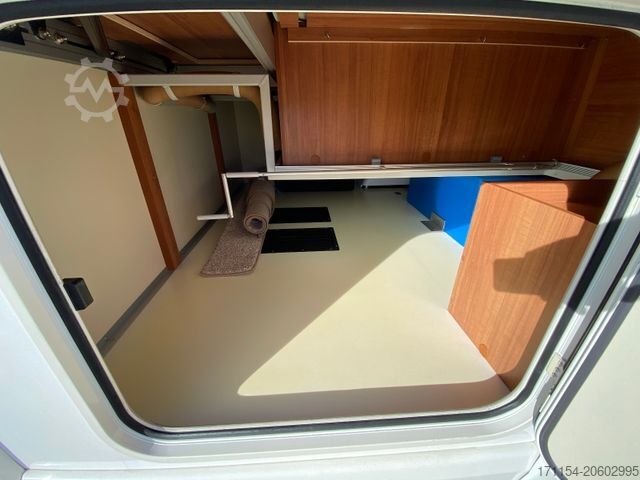 Alkovový obytný vůz EURAMOBIL Terrestra A 570 HS, Hubstützen, AHK, SAT,Luftfed