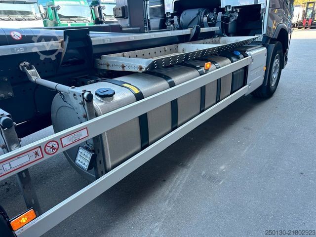 Abrollkipper VOLVO FH 750 6x2 BL VDL Abroller + Kempf PA27 AH