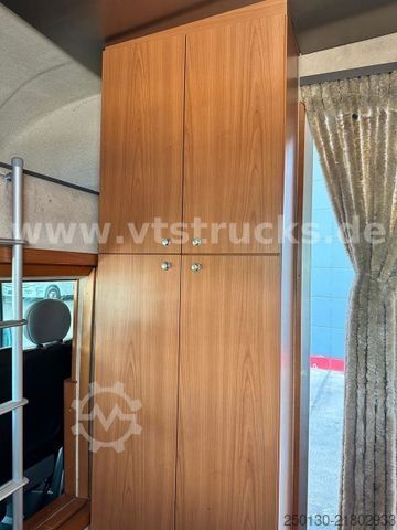 Állatszállító jármű RENAULT Master Maxi 160CDi BÖCKMANN 3 Pferde Wohnteil