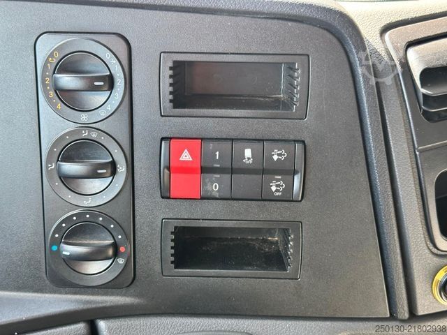Furgone personalizzato MERCEDES-BENZ Atego 816 4x2 BL Asphaltpritze/Fahrgestell