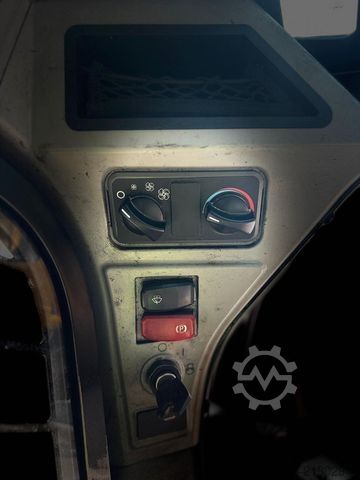 Minigraafmachine CATERPILLAR 226 D3