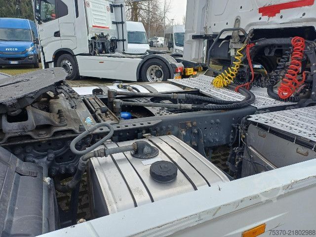 Trattore stradale standard Mercedes-Benz ACTROS