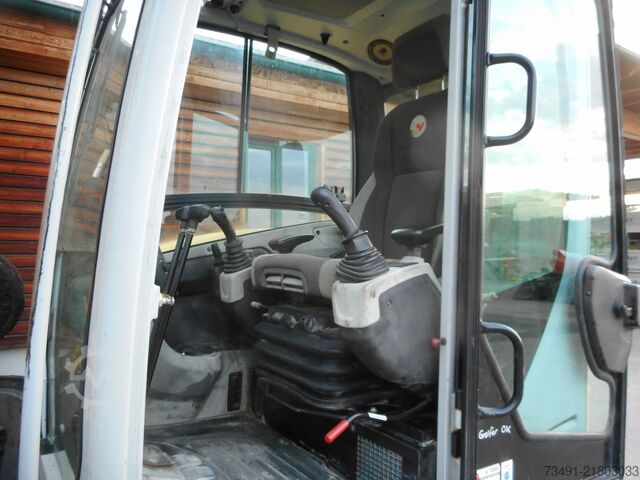 μίνι εκσκαφέας Wacker Neuson EC 80 mit POWERTILT