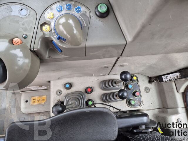 Tractor Fendt 412 Vario