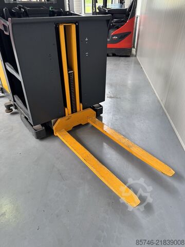 EKS 210 - Järnvägsstyrning!! Stuga 1000 MM !! JUNGHEINRICH EKS 210 - Rail Guidance !! Cabin 1000 MM !!