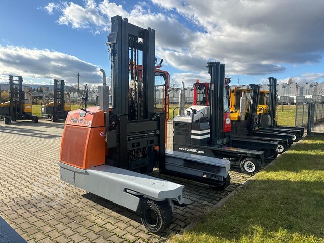 Vierwegheftruck Hubtex DQ45 / 4500 kg/ Triplex /Only 3309 h