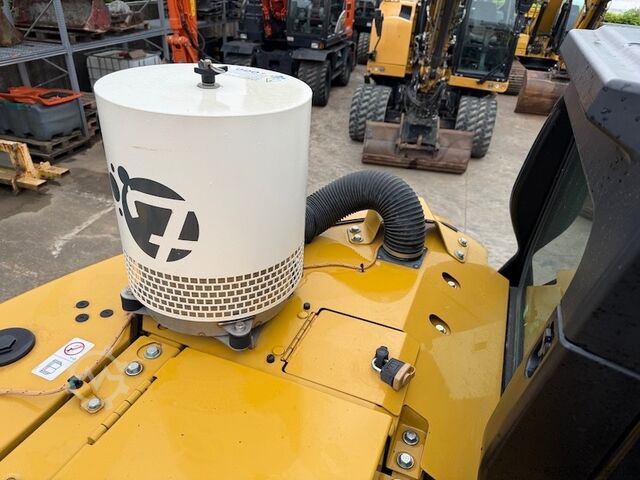 Crawler excavator CAT 315 GC