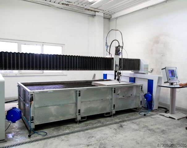 Bearbeitungszentrum Eckert Cutting Technology GmbH Opal Waterjet Stone Version