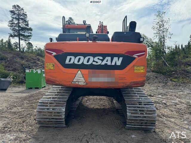 Excavadora sobre orugas Doosan DX160LC Crawler Excavator – Tiltrotator and 2 Buck