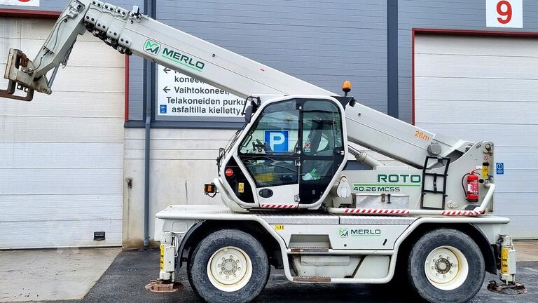 Carretilla de brazo telescópico Merlo ROTO 40.26 MCSS