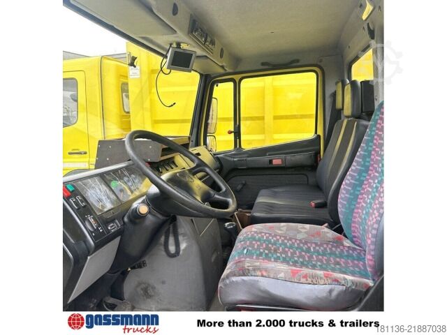 Camion à ordures Mercedes-Benz Vario 816 D 4x2, Hagemann HG 6 HK Müllaufbau ca.