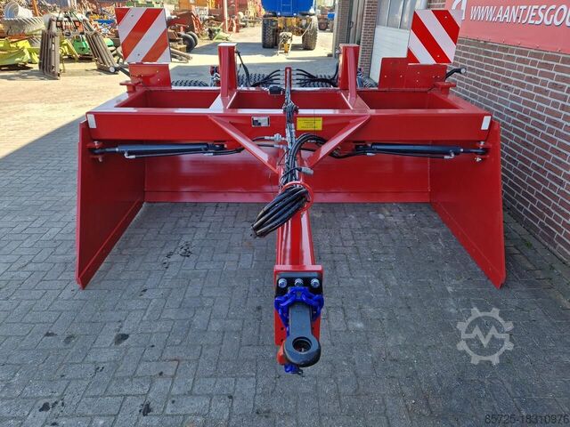 Lovarda tervező Bizon AGM