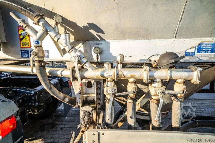 Réservoir FELDBINDER 37.000 L -3 COMP. CEMENT/CIMENT/ZEMENT