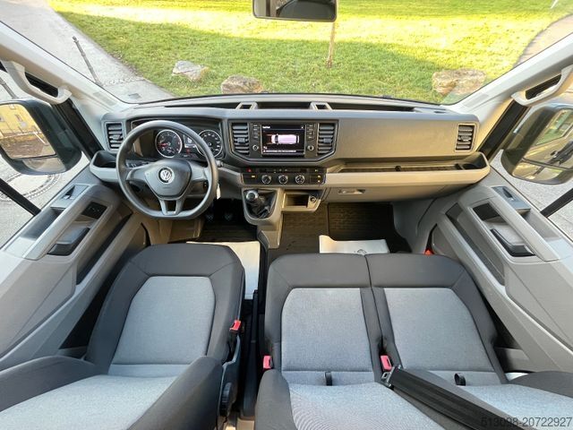 Minibus VOLKSWAGEN CRAFTER 2,0 TDI 9 SITZER KAMERA AHK KLIMA PDC