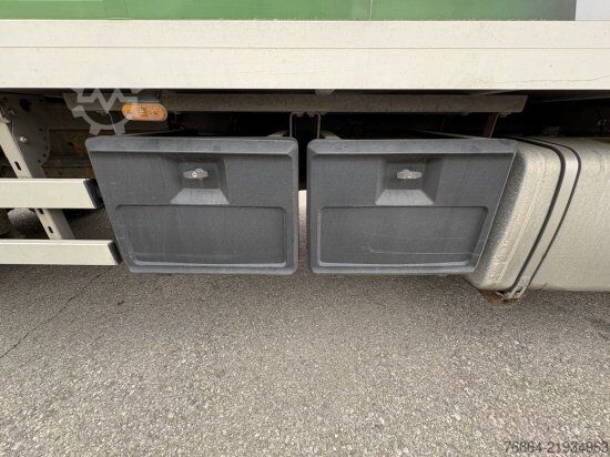 Vrachtwagen met bakwagen IVECO STRALIS AD,KOFFER MIT SCHIEBETüR, LBW AUTOMATIK, E5