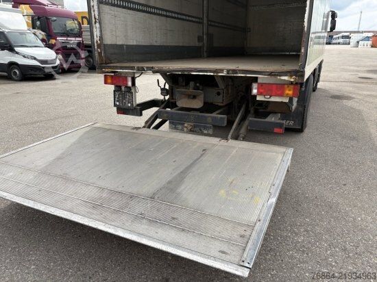 Vrachtwagen met bakwagen IVECO STRALIS AD,KOFFER MIT SCHIEBETüR, LBW AUTOMATIK, E5