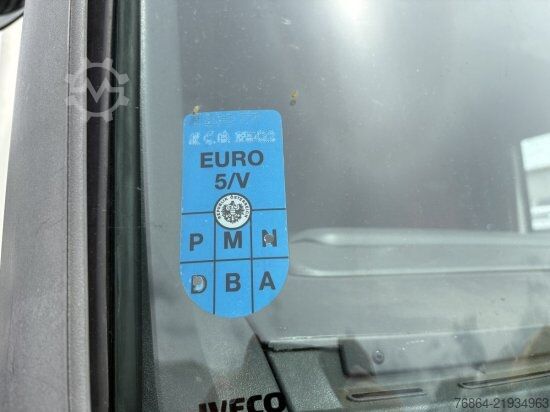 Vrachtwagen met bakwagen IVECO STRALIS AD,KOFFER MIT SCHIEBETüR, LBW AUTOMATIK, E5