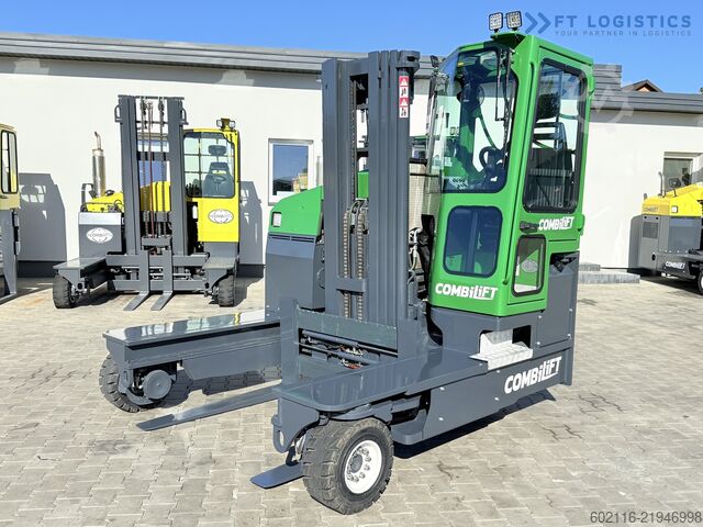 Carretilla retráctil de 4 vías Combilift C4500 DIESEL TRIPLEX 4900 NEW MODEL