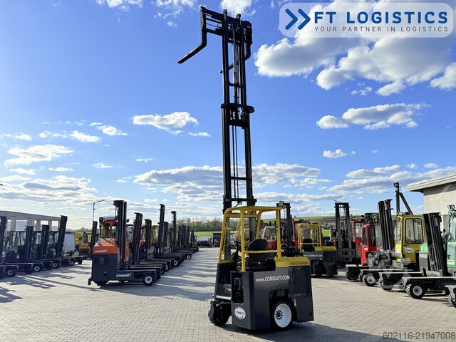 Carrello elevatore a 4 direzioni Combilift CB2500 GAS TRIPLEX 6000 FREE-LIFT